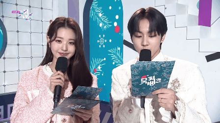 Jang Wonyoung (IVE) kết đôi với chàng mỹ nam mới tại Music Bank, tương tác thế nào mà dân tình phát cuồng? - Hình 1