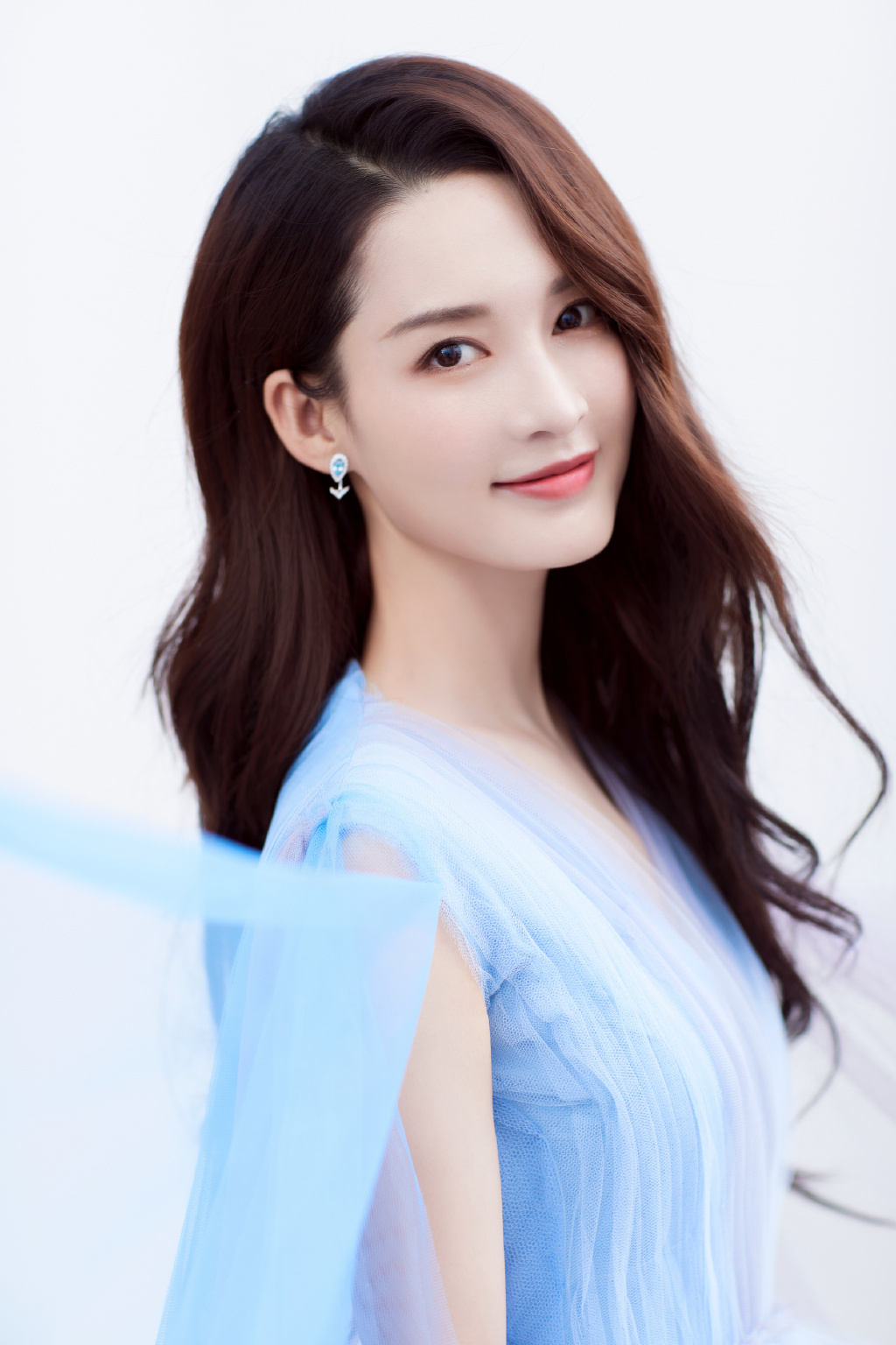 Tiêu Chiến đáp trả cực gắt trước tin đồn hẹn hò với tình cũ của Dương Dương - Hình 2