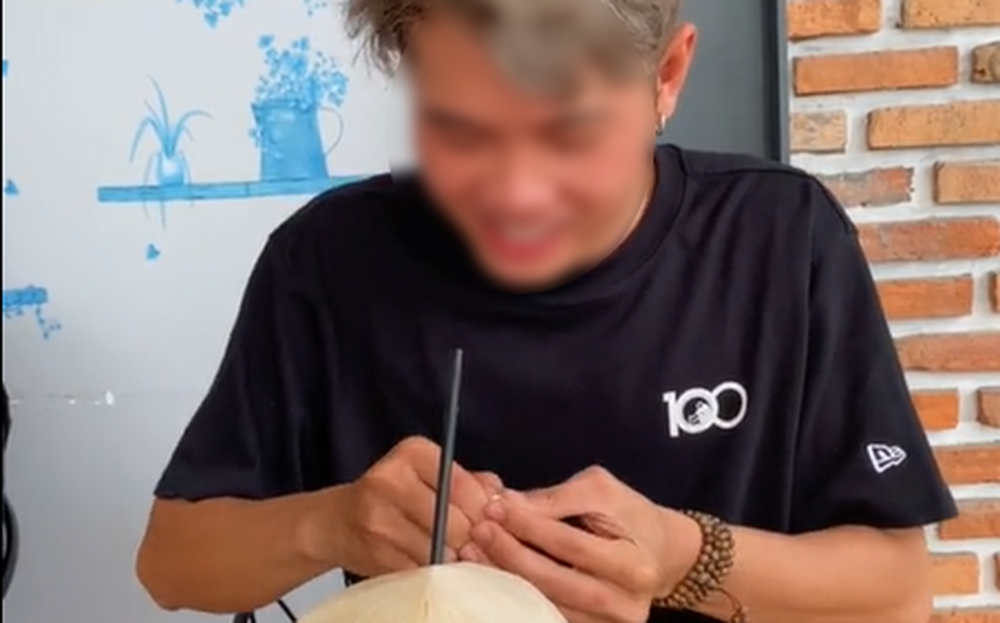 Hot TikToker là F0 vẫn khoe ra ngoài ăn uống: F0 bây giờ quá là bình thường rồi! - Hình 1
