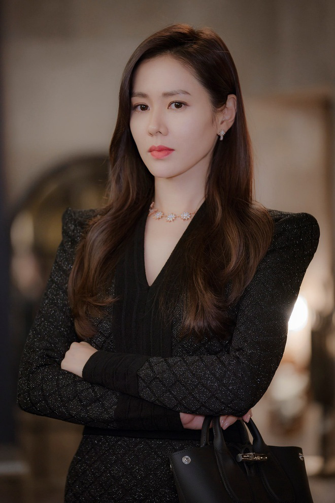 Hyun Bin và Son Ye Jin đổi ngày cưới vào phút chót, thông tin đắt giá về hôn lễ được tiết lộ - Hình 4
