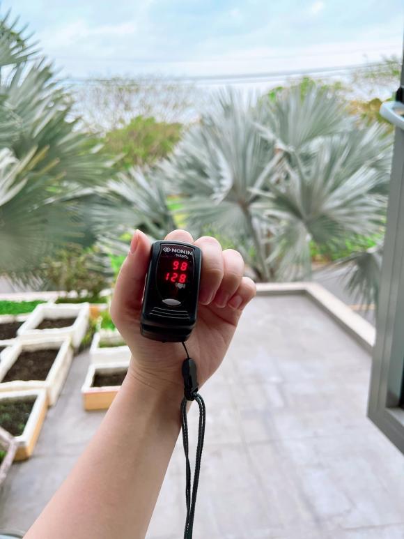 Bảo Thy nhiễm Covid-19 dù ở yên trong nhà và vô cùng cẩn thận vì đang chăm con nhỏ - Hình 1
