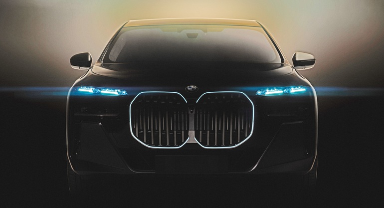 Xe Điện BMW i7: Điều gì khiến chiếc xe điện BMW i7 khác biệt so với các loại xe điện khác? Đó chính là thiết kế độc đáo và tiện nghi, mang đến cho bạn một trải nghiệm lái xe cực kỳ thú vị và tiện lợi.