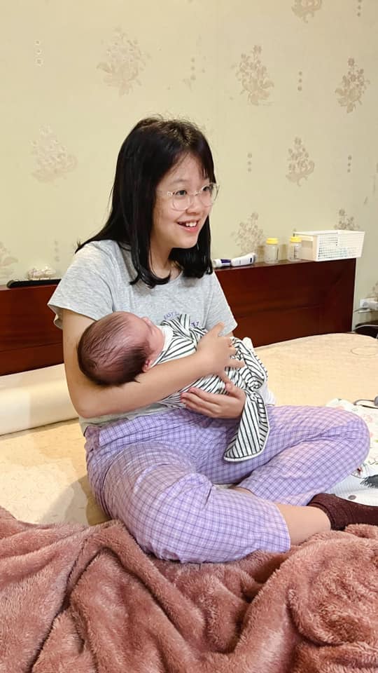 MC Diệp Chi tiết lộ bị nghiện cháu, muốn đuổi cả em gái đi - Hình 3
