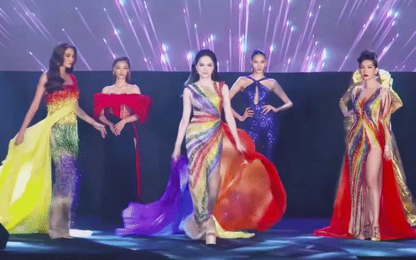 Hương Giang catwalk dập dìu xiêu vẹo như bị sóng biển đánh, hãy giơ tín hiệu ét ô ét nếu bị NTK ép! - Hình 7