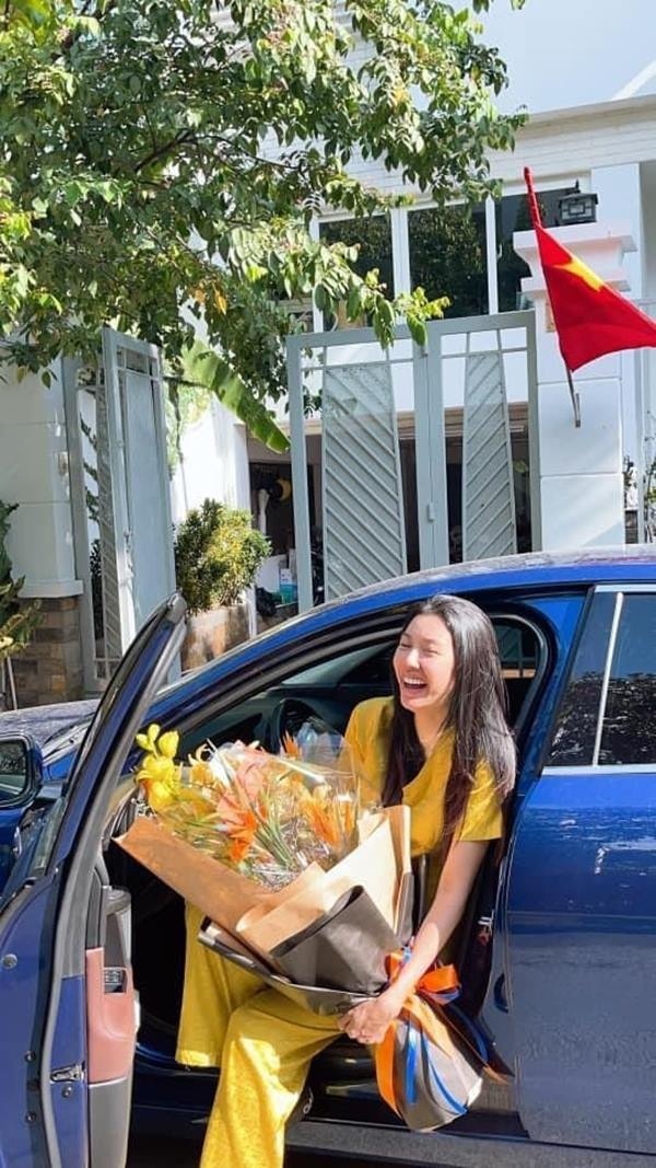 Lâm Khánh Chi và những mỹ nhân Việt khiến fan hốt hoảng vì để lộ mặt mộc - Hình 17