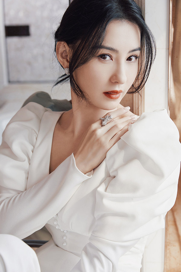 Trương Bá Chi, Vương Tổ Hiền... ai mới là đệ nhất mỹ nhân phim ảnh Hong Kong? - Hình 3