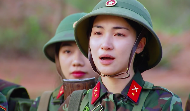 Hòa Minzy bị mỉa mai không chăm con mà tham gia Sao Nhập Ngũ, nữ ca sĩ nói 1 câu ai cũng câm nín - Hình 3