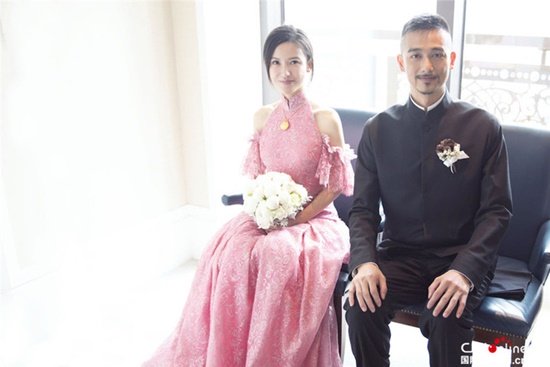Nhậm Gia Luân và sao Cbiz có cuộc sống hôn nhân kín bưng: Cứ ngỡ hoa chưa chủ! - Hình 9