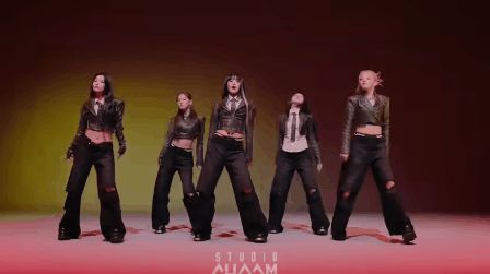 (G)I-DLE chăm khoe eo thon khi trở lại nhưng có 1 thành viên trông cực kỳ lạc quẻ, lý do là gì? - Hình 2