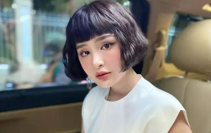Hiền Hồ: 'Lùm xùm' tình cảm chưa hạ nhiệt, netizen đào lại câu nói chấn động chấp nhận thị phi? - Hình 1