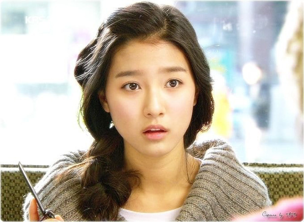 Kim So Eun - nàng Cháo Vườn Sao Băng sau 13 năm: U40 mà trẻ như nữ sinh - Hình 2
