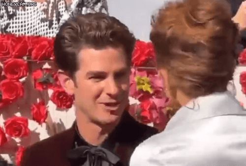 Moment đáng yêu duy nhất ở thảm đỏ Oscar 2022: Lén Nhện nhí Tom Holland, mỹ nhân Zendaya thả thính liên hoàn 2 mỹ nam đình đám! - Hình 3