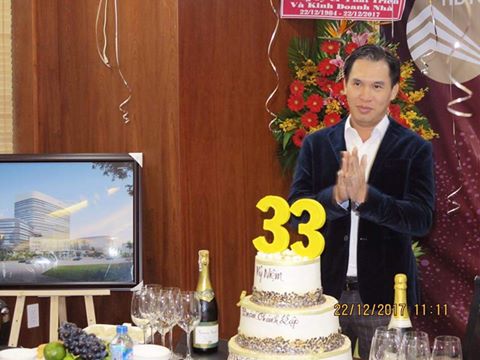 Đinh Trường Chinh: Đại gia Địa ốc lấy vợ Hoa hậu, sau ly hôn rùm beng chuyện vũ phu, tranh nhà 30 tỷ - Hình 4