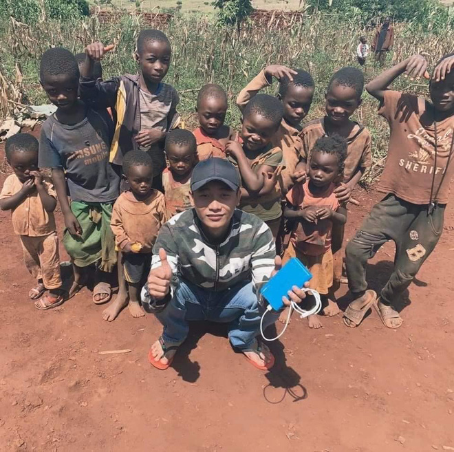 Quang Linh Vlogs vay 150 triệu xuất khẩu lao động, giàu cỡ nào sau khi làm idol kiêm phó chủ tịch? - Hình 4