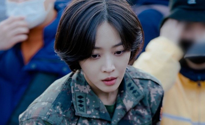 Jo Bo Ah bỏ rơi Lee Dong Wook để đóng Military Prosecutor Doberman, hóa ra hoàn toàn là vì đam mê - Hình 4