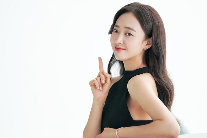 Kim Min Jung tranh chấp hợp đồng với công ty cũ - Hình 1