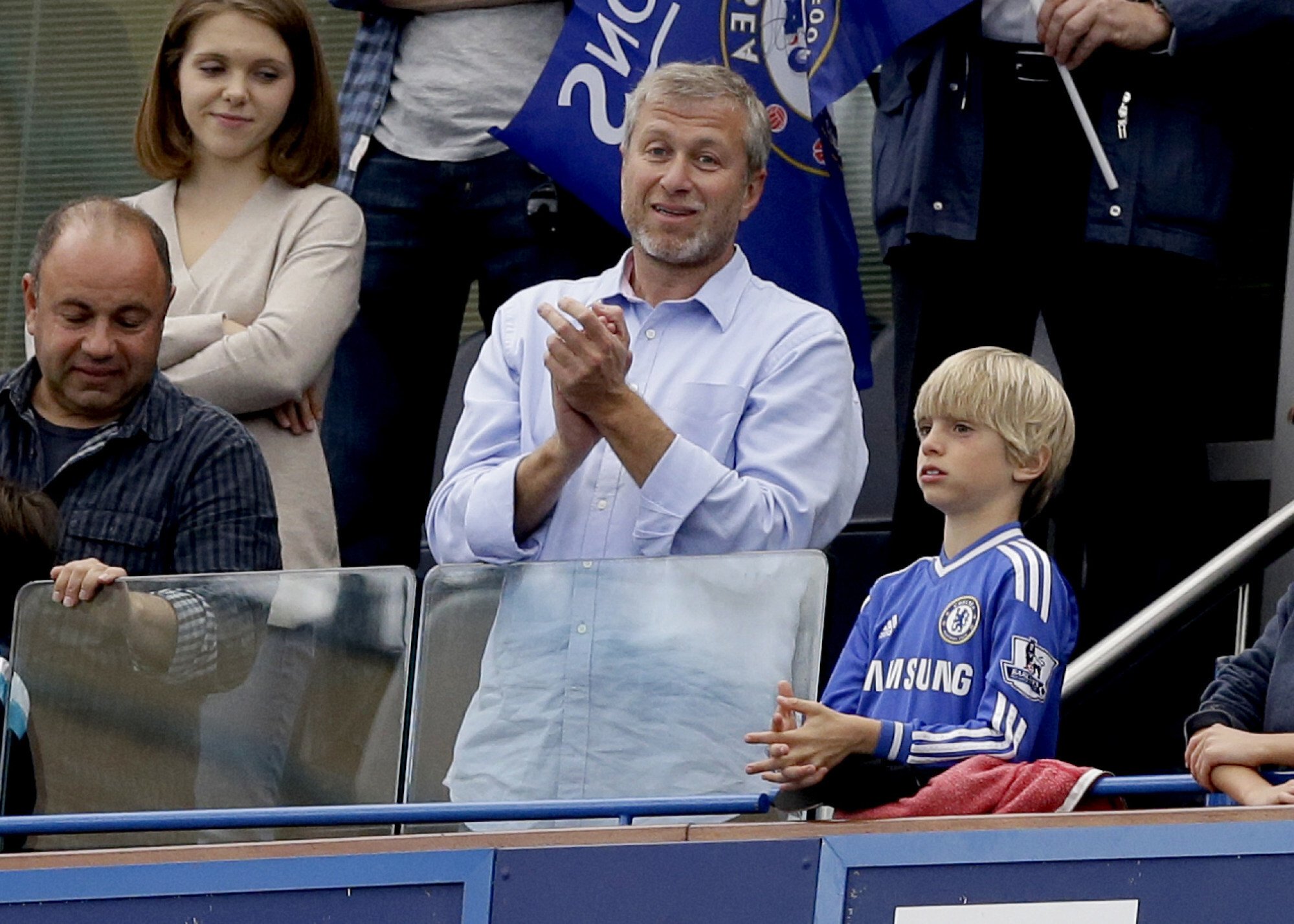 Ly Gia Thanh, Abramovich to Jan Koum the most successful billionaires who dropped out of school - Photo 5