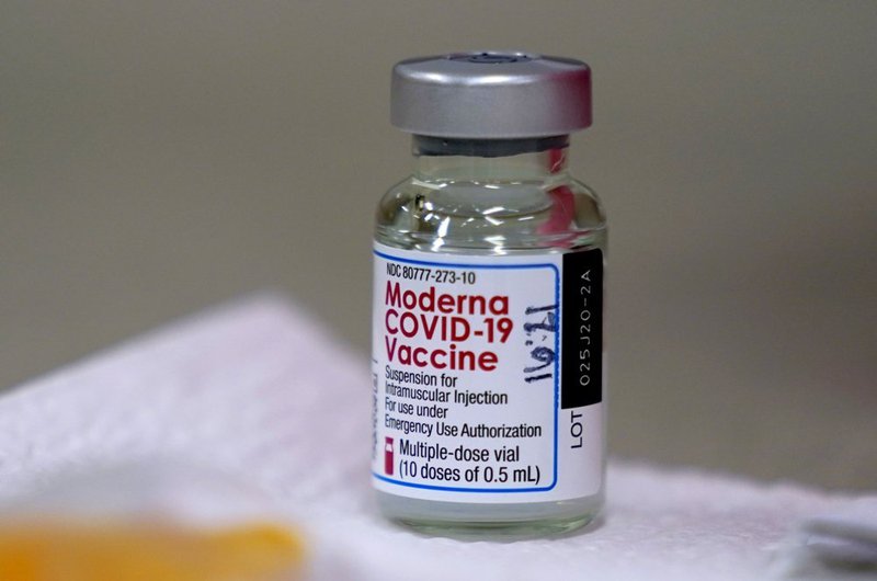 Nóng: Bộ Y tế tăng hạn dùng của vaccine phòng COVID-19 Moderna từ 7 lên 9 tháng - Hình 1
