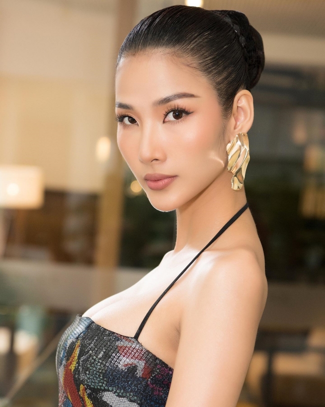 Phú bà Khánh My tuyên bố tặng 3 tỷ, Á hậu cho sờ thử để dập tin đồn dao kéo - Hình 21