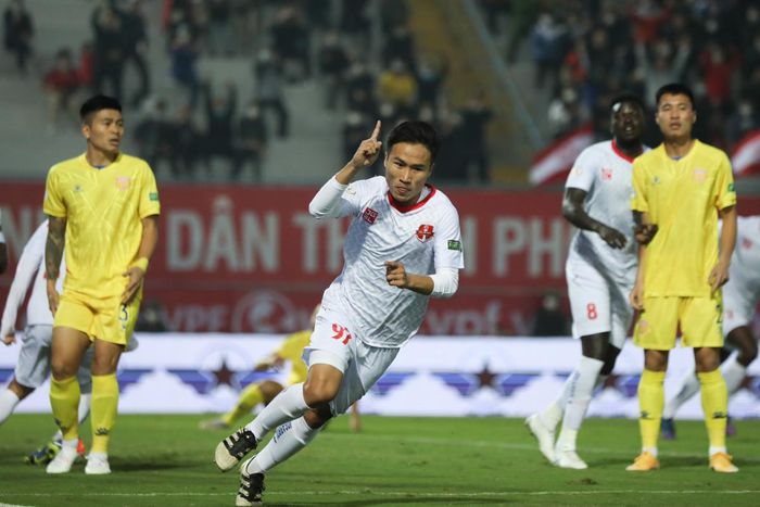 Sau vòng 2 V-League 2022: HAGL gây thất vọng, Hải Phòng bay cao - Hình 2