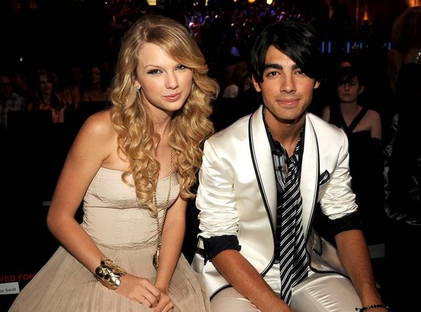 Taylor Swift and 10 feverish relationships: Who is the most popular with fans?  - Figure 2