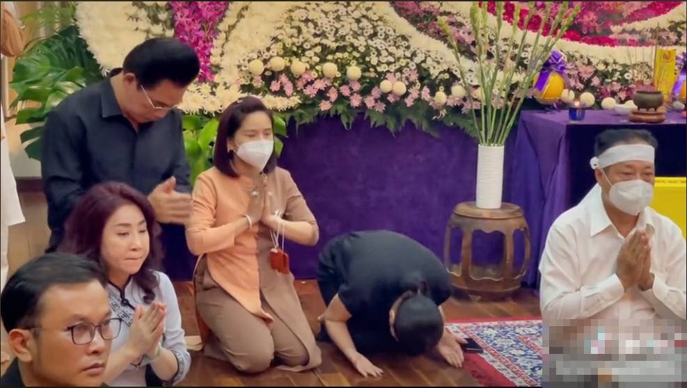 NS Việt Hương uất ức khóc nghẹn khi bị vu oan vụ lễ tưởng niệm nghệ sĩ Ngọc Đáng - Hình 3
