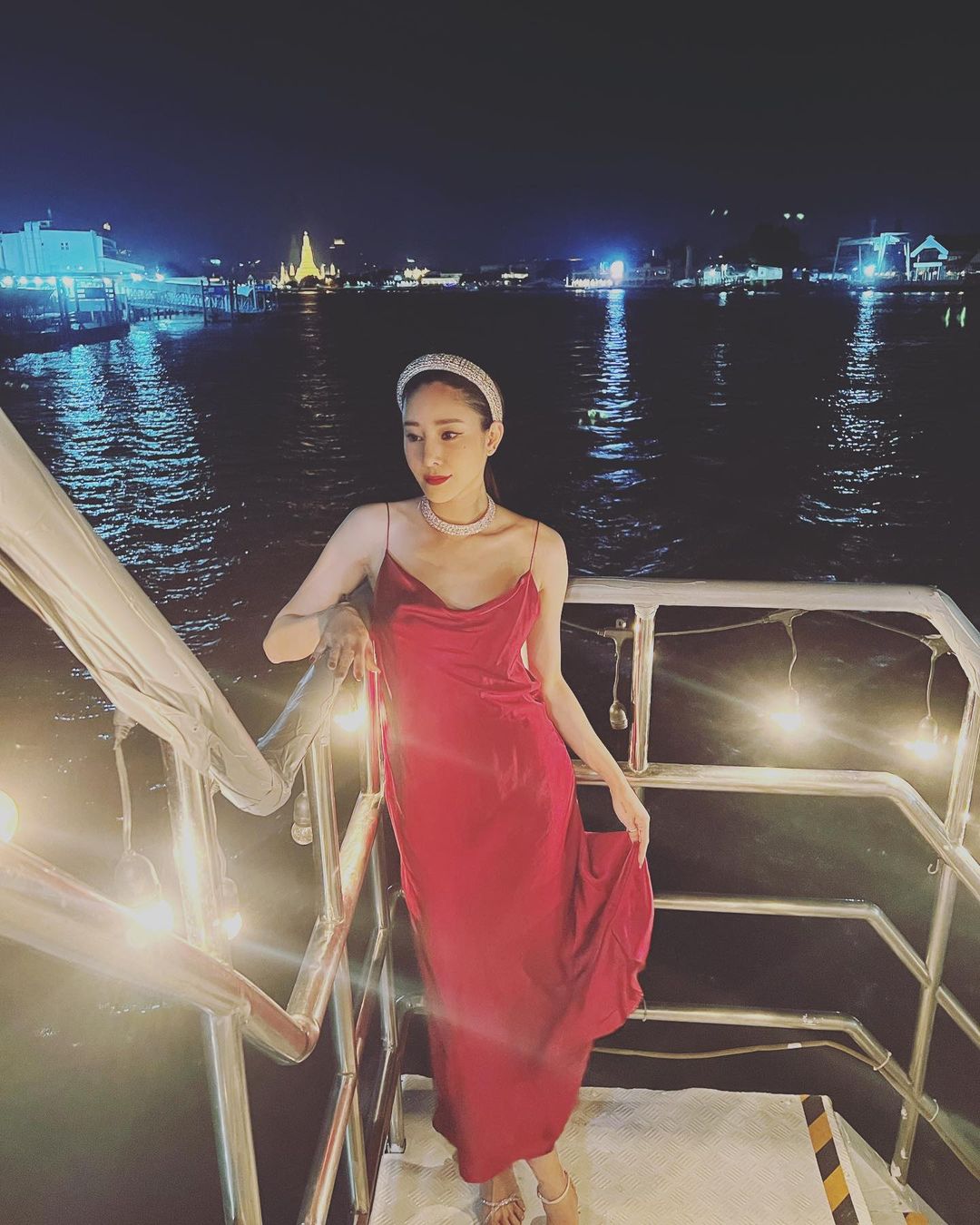 Mẹ diễn viên Chiếc lá cuốn bay cười cợt, nói không dám ở nhà con gái vì... sợ ma - Hình 8