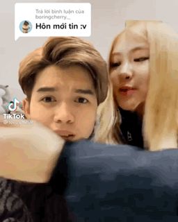 Truy tìm in tư chàng trai Việt được Rosé (Blackpink) hôn má bùng nổ tranh cãi trên Tóp Tóp - Hình 1