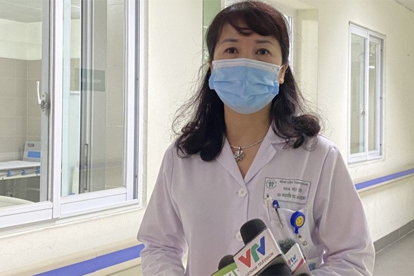 Vụ thai phụ tử vong ở bệnh viện Thanh Nhàn: Người chồng gây bức xúc khi vợ ra đi được 49 ngày đã hôn hít em khác - Hình 8