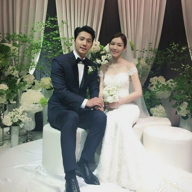 Son Ye Jin, Lee Bo Young và hội mỹ nhân Hàn nhờ đóng phim mà hốt được cả chồng - Hình 4