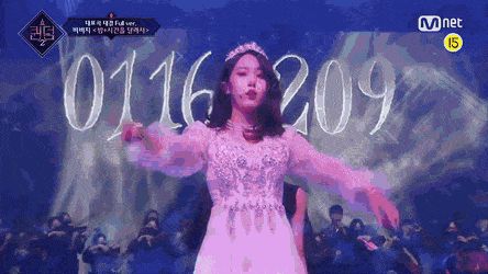 Tân binh 7 năm tuổ.i tái hiện loạt sân khấu huyền thoại của GFRIEND khiến 1 nữ idol khóc nức nở! - Hình 4