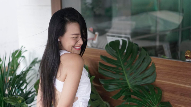 Á hậu Hoàng Oanh: 'Sợ nhất là ngoảnh mặt ra đi mà không nói một lời và mình mãi không biết lý do' - Hình 1