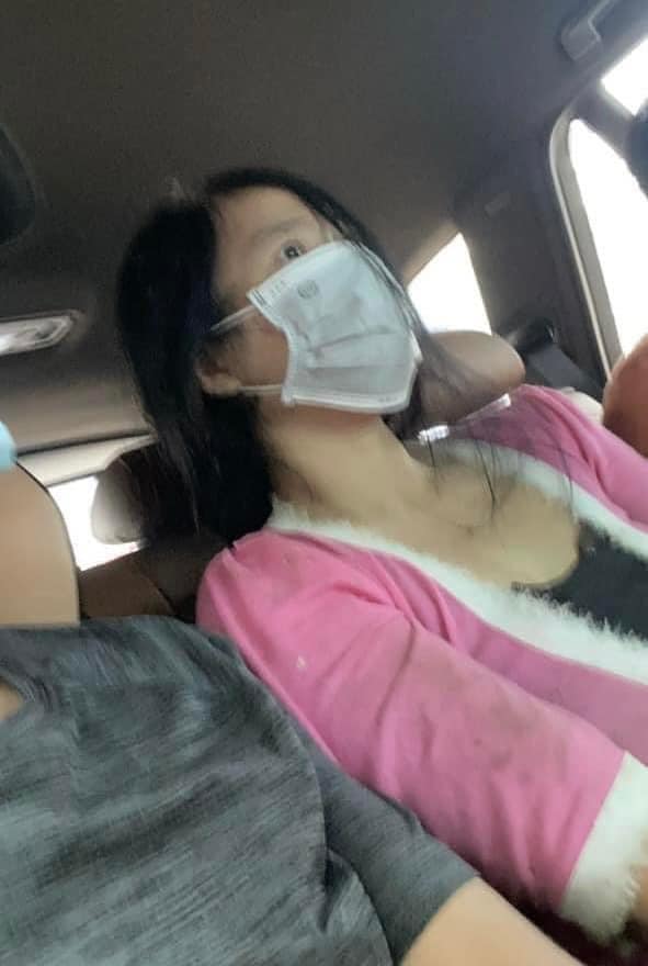 NÓNG: Đã bắt được người phụ nữ chém 19 nhát vào chủ shop ở Bắc Giang tại 1 căn nhà hoang - Hình 5