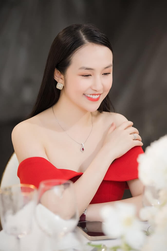 Hương Baby, Thảo Bebe càng ngày càng đẹp hậu sinh nở, được chồng cưng như trứng - Hình 11