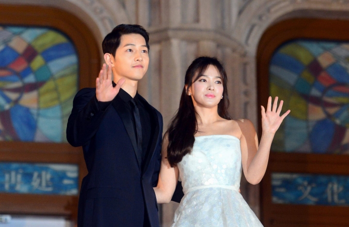 Khán giả thích hóng tin Huỳnh Hiểu Minh, Song Hye Kyo và dàn sao nổi tiếng ly hôn, lý do vì sao? - Hình 3