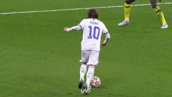 Khoảnh khắc thiên tài của Luka Modric giúp Real có tấm vé vào bán kết Champions League - Hình 1