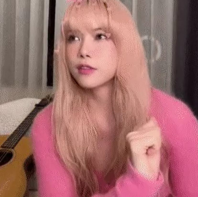 Thiều Bảo Trâm mừng MV đạt #1 trending YouTube, nói về chuyện đàn ông lừa dối và có người khác - Hình 3