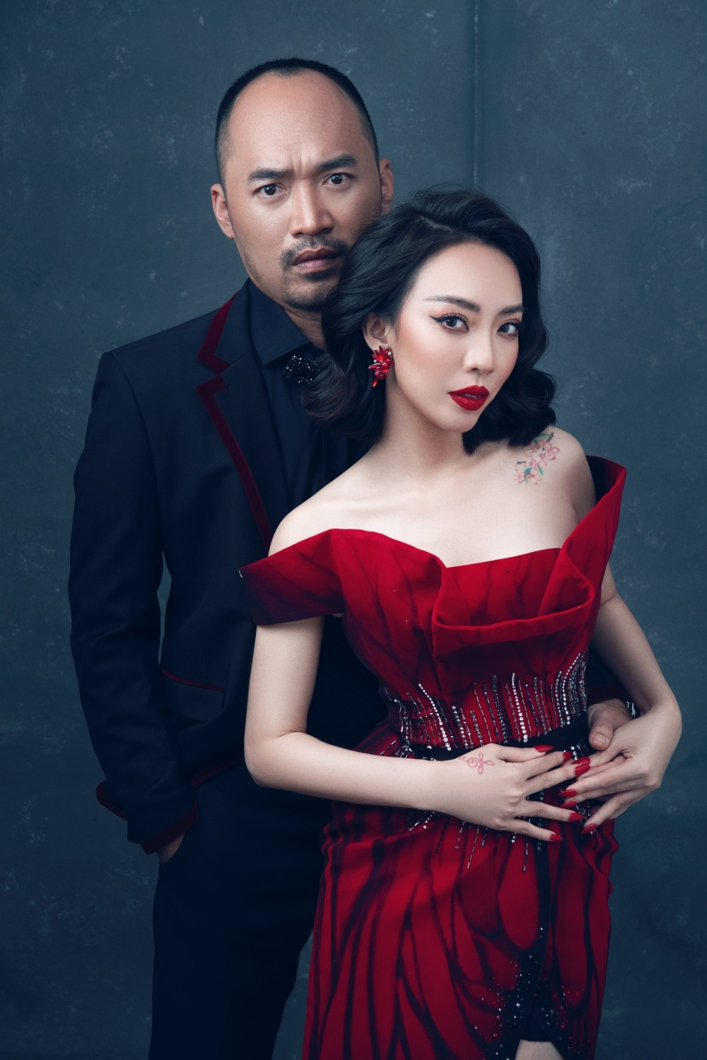 Tiến Luật khoe ảnh giường chiếu với Thu Trang, nói 1 câu thể hiện hôn nhân 11 năm - Hình 5