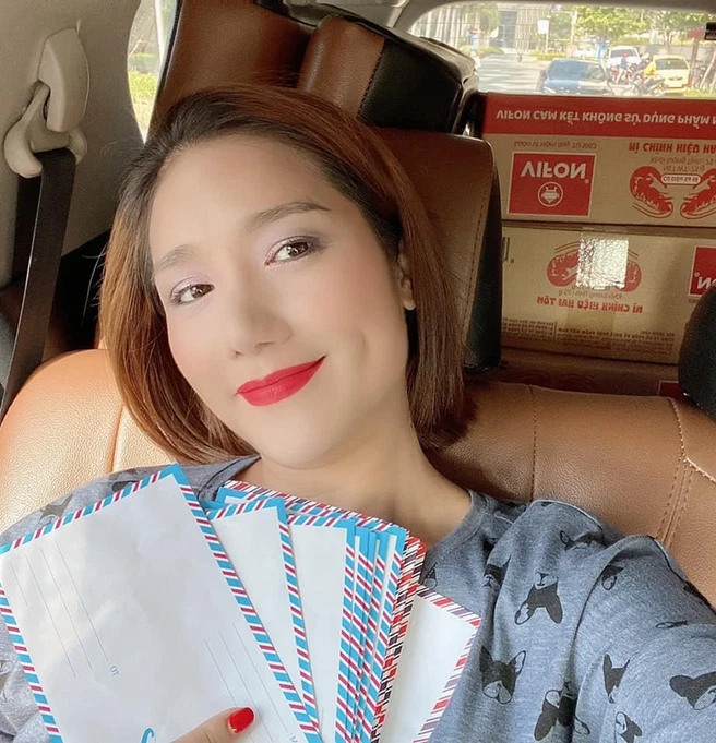 Cát Tường làm việc lao lực, bị tiền hành đến bạc tóc và sự thật ít ai biết phía sau - Hình 6