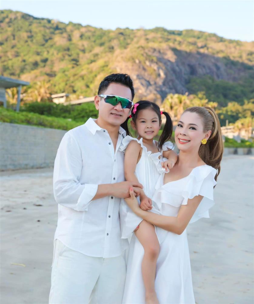 Hoàng Oanh than vãn 10 giờ đêm rửa chén, Thanh Thảo phải làm từ A đến Z, áp lực hôn nhân khi sang Mỹ - Hình 5