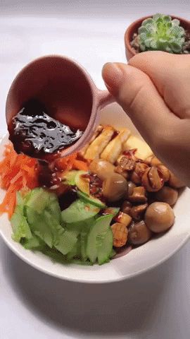 Món bún trộn này làm chưa tới 10 phút là xong, vừa healthy vừa giúp giải ngấy cực tốt! - Hình 4