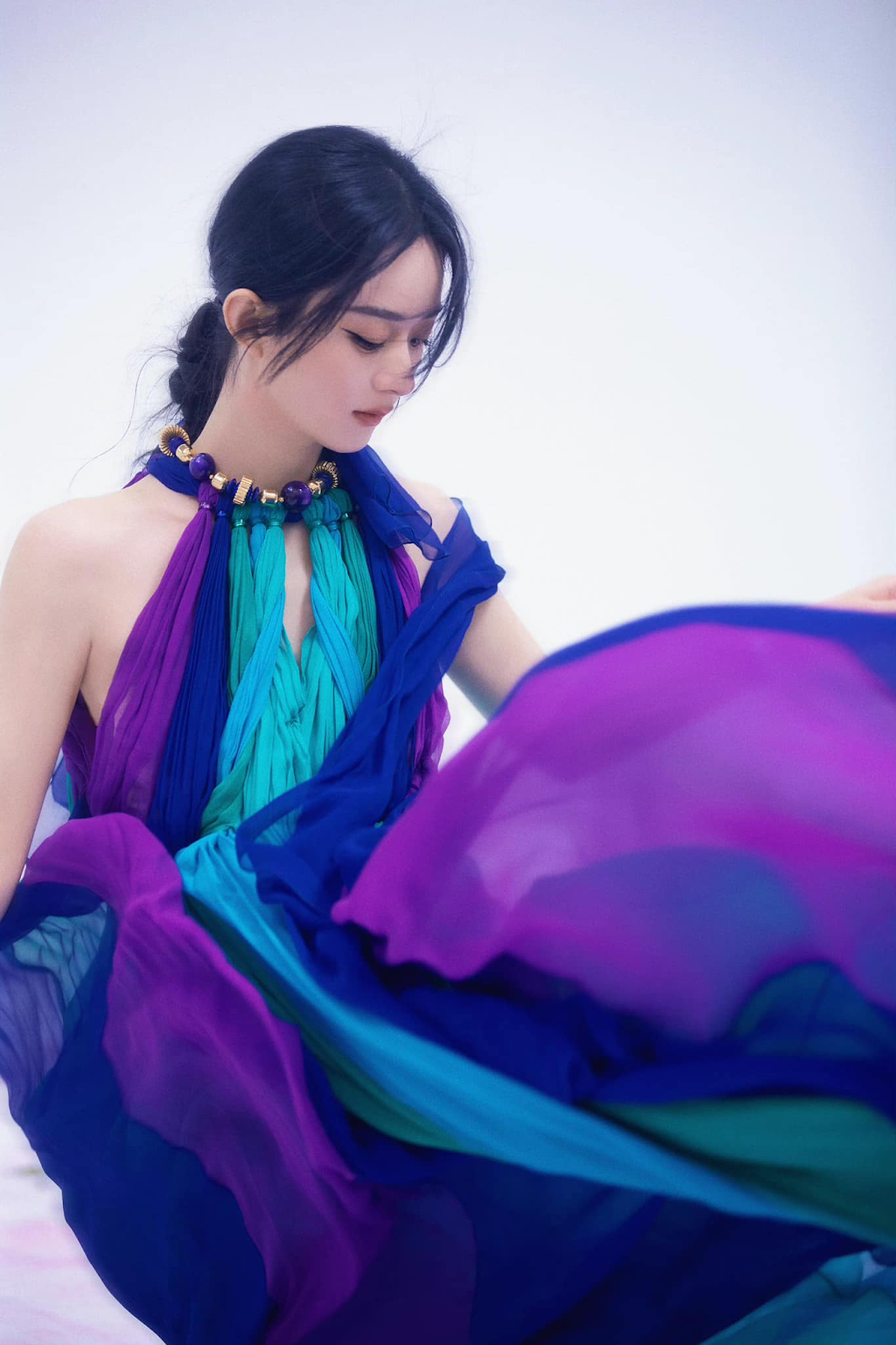 Triệu Lệ Dĩnh từ chối lời tái hợp của Phùng Thiệu Phong, tuyên bố một mình vẫn hạnh phúc - Hình 7