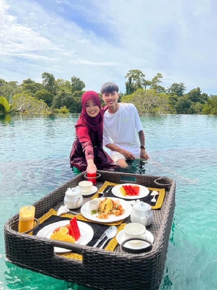 Đạt Villa lộ ảnh cưới với vợ cũ, nhan sắc cô gái 'không phải dạng vừa' - Hình 8