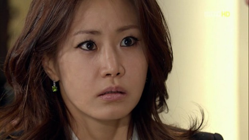 Shin Eun Kyung - Ác nữ màn ảnh trốn nợ trên phim trường, bị tẩy chay vì bỏ rơi con trai bại não - Hình 2