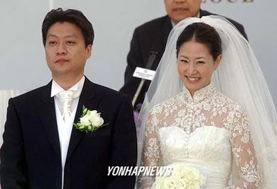 Shin Eun Kyung - Ác nữ màn ảnh trốn nợ trên phim trường, bị tẩy chay vì bỏ rơi con trai bại não - Hình 3