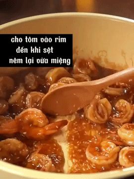 Tôm rim cùng loại nước này thì siêu ngon mà thao tác cực đơn giản: Chị em thử ngay, đảm bảo ưng bụng! - Hình 4