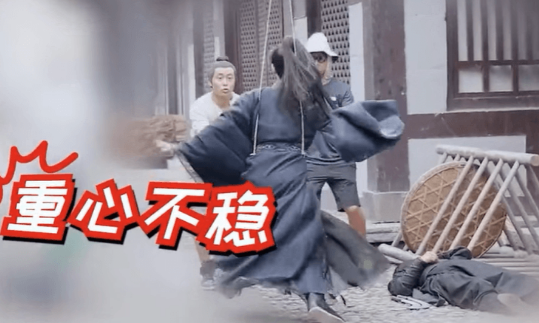 Dương Dương ngầu lòi ở trên Thả thí thiên Hạ nhưng ở hậu trường thì thế này đây! - Hình 4