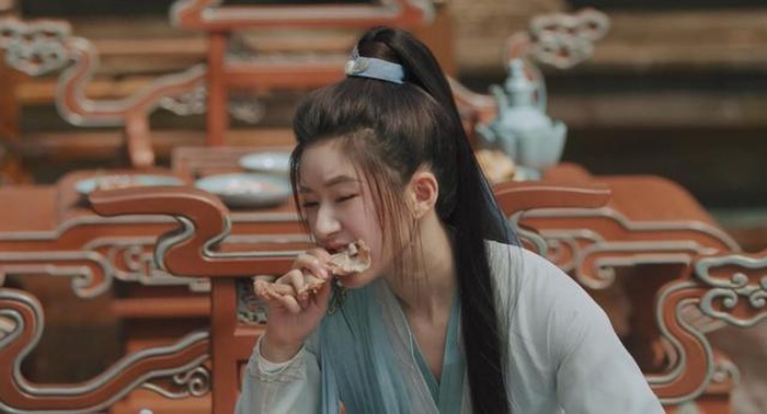 Triệu Lộ Tư hy sinh hình tượng vì vai diễn vẫn bị chê hết lời - Hình 3