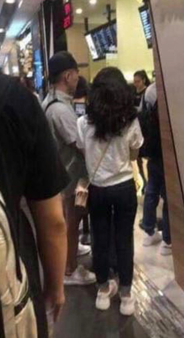 Will và Linh Ka dính nhau như sam tại sự kiện, ngồi cạnh nhau lại có hành động đáng ngờ - Hình 7