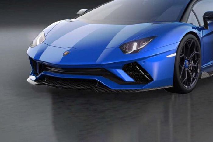Lamborghini Aventador Coupe cuối cùng rao bán gần 37 tỷ đồng - Ôtô - Việt  Giải Trí